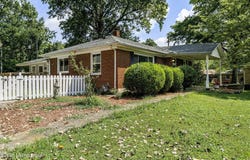 1640 Oriole Dr, New Albany, IN 47150