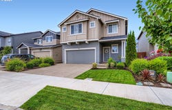 2221 BEN BROWN DR, Woodburn, OR 97071