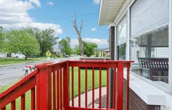 212 North Street, Brighton, IL 62012