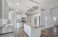 300 Woodville Way, Rogue River, OR 97537