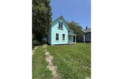 721 MULBERRY Street, Galesburg, IL 61401