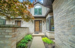 2143 N Juniper Lane, Arlington Heights, IL 60004