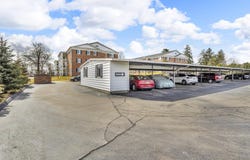806 W Michigan Avenue, Jackson, MI 49202