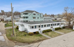 6 Dingle Road, York, ME 03909