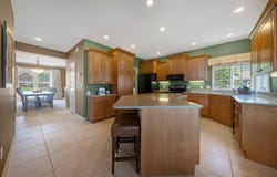 1306 McCormick Dr, Nappanee, IN 46550