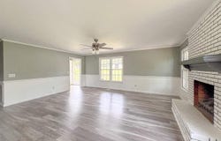 613 W Old Camden Rd, Hartsville, SC 29550-9208