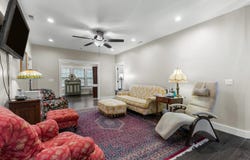 3014 Villas Creekside Drive, Dandridge, TN 37725