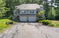 2 Wedgewood Circle, Hooksett, NH 03106