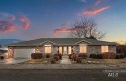 1105 Utah Street, Gooding, ID 83330-0000