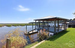 719 E 1st Street, Midway, GA 31320