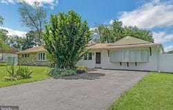 1194 WAYLAND AVENUE, BENSALEM, PA 19020