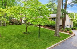 32 Lower Cross, Shoreham, NY 11786