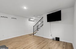 652 N BROAD STREET, WOODBURY, NJ 08096
