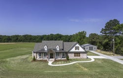901 Sharon Road, Canton, MS 39046