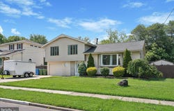 802 EDGEMOOR ROAD, CHERRY HILL, NJ 08034