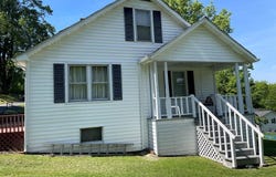 419 Adams, Marion, VA 24354