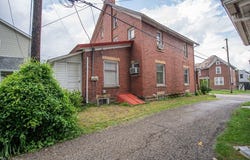 102-104 S Main Street, Minerva, OH 44657