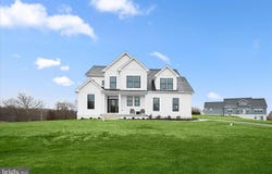 2001A CLOVER DR, FINKSBURG, MD 21048
