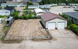 2021 Commercial Street, Waterloo, IA 50702