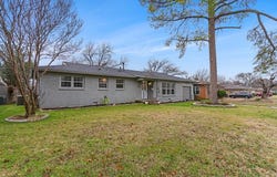 6716 John Drive, Richland Hills, TX 76118