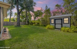 200 W Washington Avenue, DeLand, FL 32720