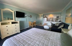 727 Montauk Highway, Montauk, NY 11954