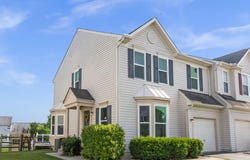 33 S CUMMINGS DRIVE, MIDDLETOWN, DE 19709