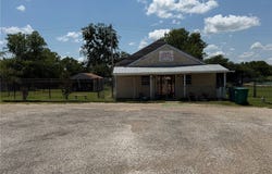 1412 W Main St., Gatesville, TX 76528