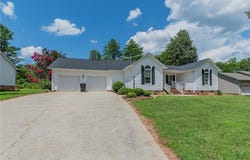 705 Fox Run, Lexington, NC 27292
