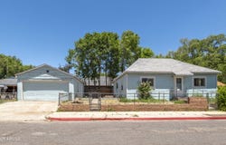 12 E DUPONT Avenue, Flagstaff, AZ 86001