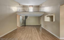 1309 Summit Pointe, Scranton, PA 18508