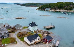 3 Andy's Road, Stonington, ME 04681