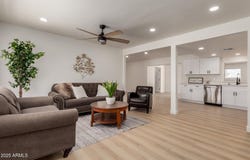 742 E 9TH Avenue, Mesa, AZ 85204