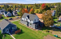 911 10th Avenue, Two Harbors, MN 55616