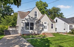 1128 Irene Road, Lyndhurst, OH 44124