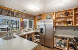 11422 Lakeshore Drive, Lakeview, MI 48850