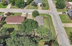 509 Henslee Drive, Euless, TX 76040