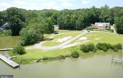 0 UNKNOWN, MONTROSS, VA 22520