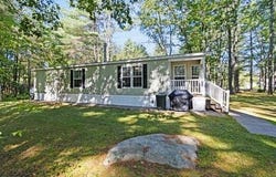 2196 Sanford Road, Wells, ME 04090