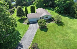 10615 N Oconnell Ln, Mequon, WI 53097