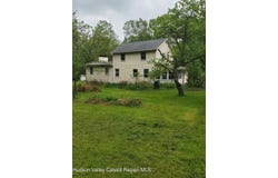 106 Schwabie Turnpike, Kerhonkson, NY 12446