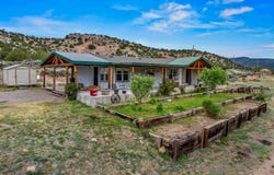 248 State Road 341, La Madera, NM 87539