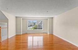 1053 Waterford Ct E, North Strabane, PA 15317