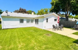 3715 Kemman Avenue, Brookfield, IL 60513