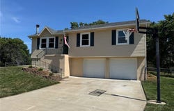 808 Britany Drive, Warrensburg, MO 64093