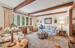 250 Victory Rd, Clinton Twp, PA 16056