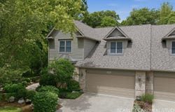 1028 Crestwood Circle, St. Charles, IL 60175