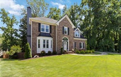 735 Jamie Way NE, Woodstock, GA 30188