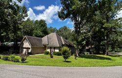 241 Rollingwood Dr, Carriere, MS 39426