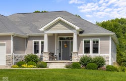 1497 Maple Ridge Court, Columbus, IN 47201